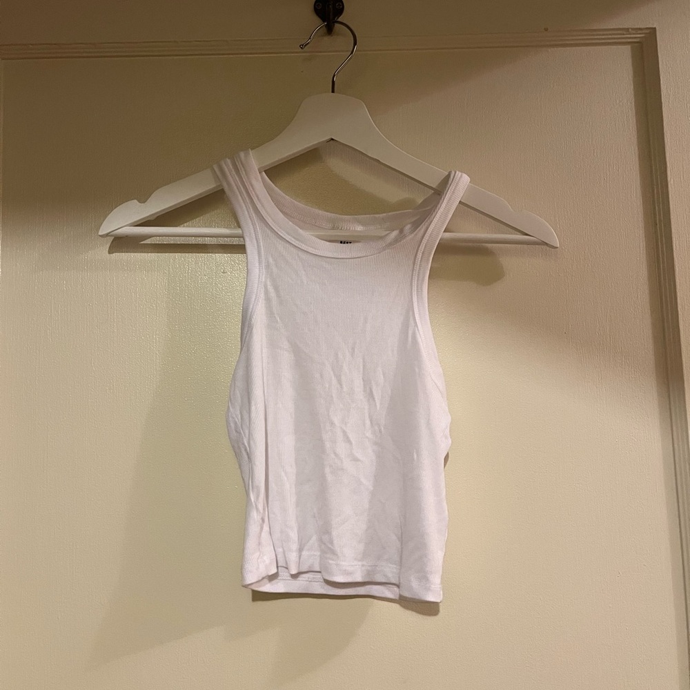 Aritzia White Crop Tank
